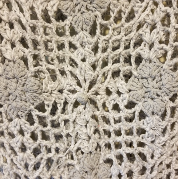 Poncho - Picture 2 of 2